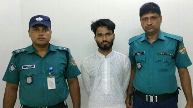 বরিশালে পাসপোর্ট করতে এসে এক রোহিঙ্গা যুবক আটক