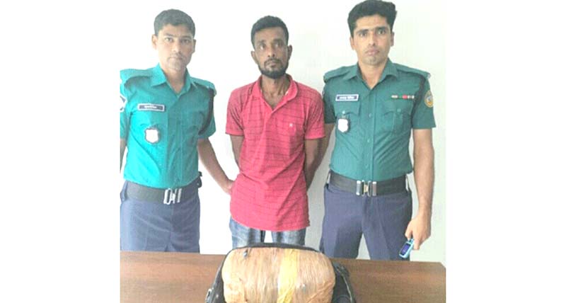 বরিশালে দুই কেজি গাঁজাসহ মাদকব্যবসায়ী আটক