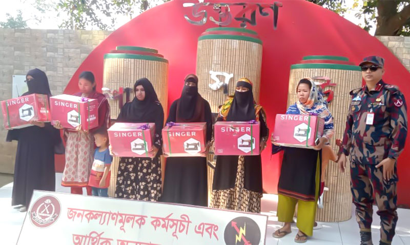 পানছড়িতে অসহায় ও দুস্থ পরিবারের পাশে ৩ বিজিবি