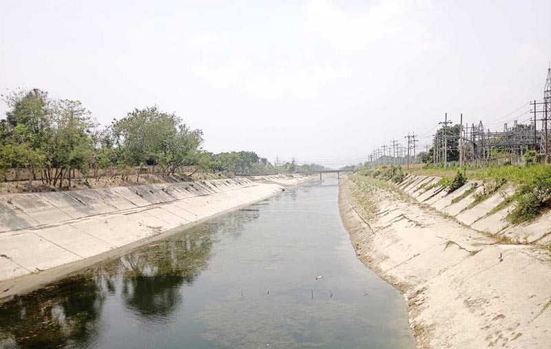 পাম্প সচল থাকলেও পদ্মায় পানি শূন্যতায় জিকে সেচ কার্যক্রম বন্ধ