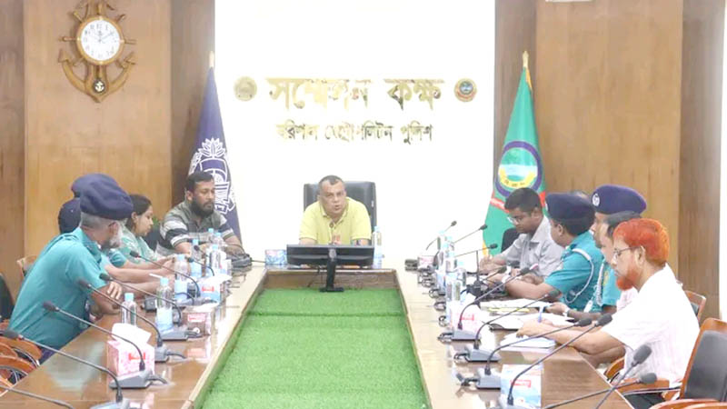 বরিশালে টেকসই ট্রাফিক কাঠামো বাস্তবায়নের মাধ্যমে যানজট নিরসন করতে হবে : বিএমপি কমিশনার