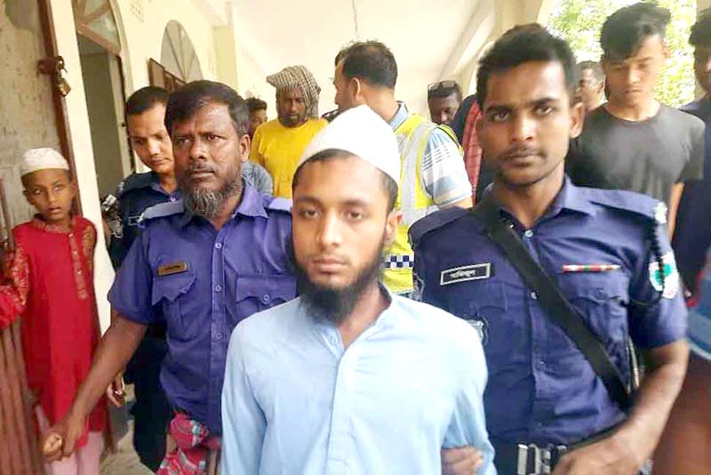 দৌলতপুরে শিশু বলাৎকারের অভিযোগে মাদ্রাসা শিক্ষক আটক