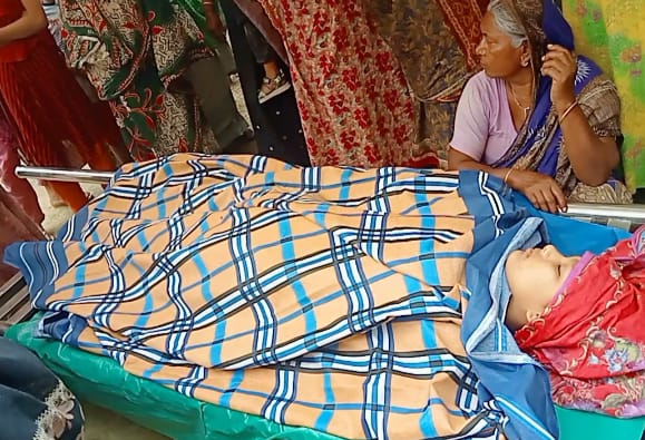 ধামরাইয়ে ইটের ট্রাক চাপায় ৮ম শ্রেণির শিক্ষার্থী মৃত্যু