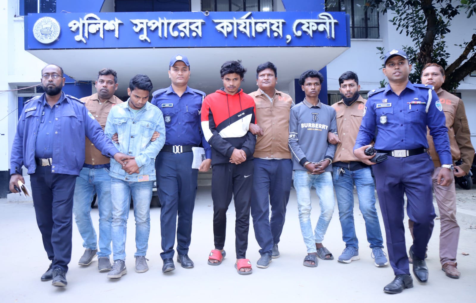 “মুক্তিপণের টাকা দিতে চেয়েও সন্তানকে বাঁচাতে পারলাম না”