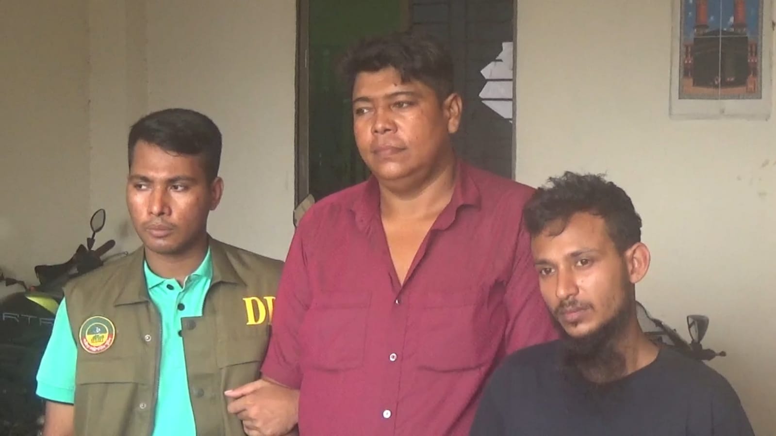 গাজীপুরে কোটি টাকার ক্রিস্টাল মেথ উদ্ধার, গ্রেফতার ২