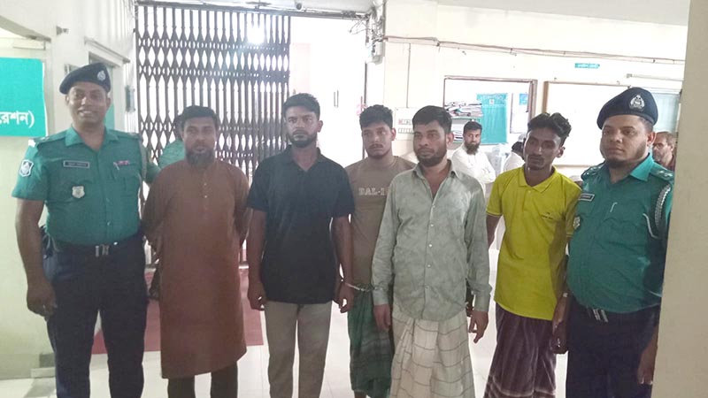 গাজীপুরে নিরাপত্তা কর্মীদের বেঁধে গার্মেন্টসে ডাকাতি, ৫০ লক্ষ টাকার মালামাল উদ্ধার