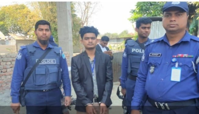 জাজিরায় উপ-নির্বাচনে জাল ভোট দিতে এসে আটক ১