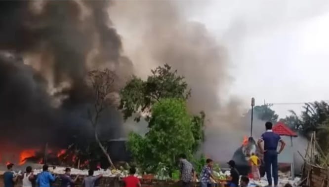 গাজীপুরে বেক্সিমকো গ্রুপের একটি কারখানায় আগুন