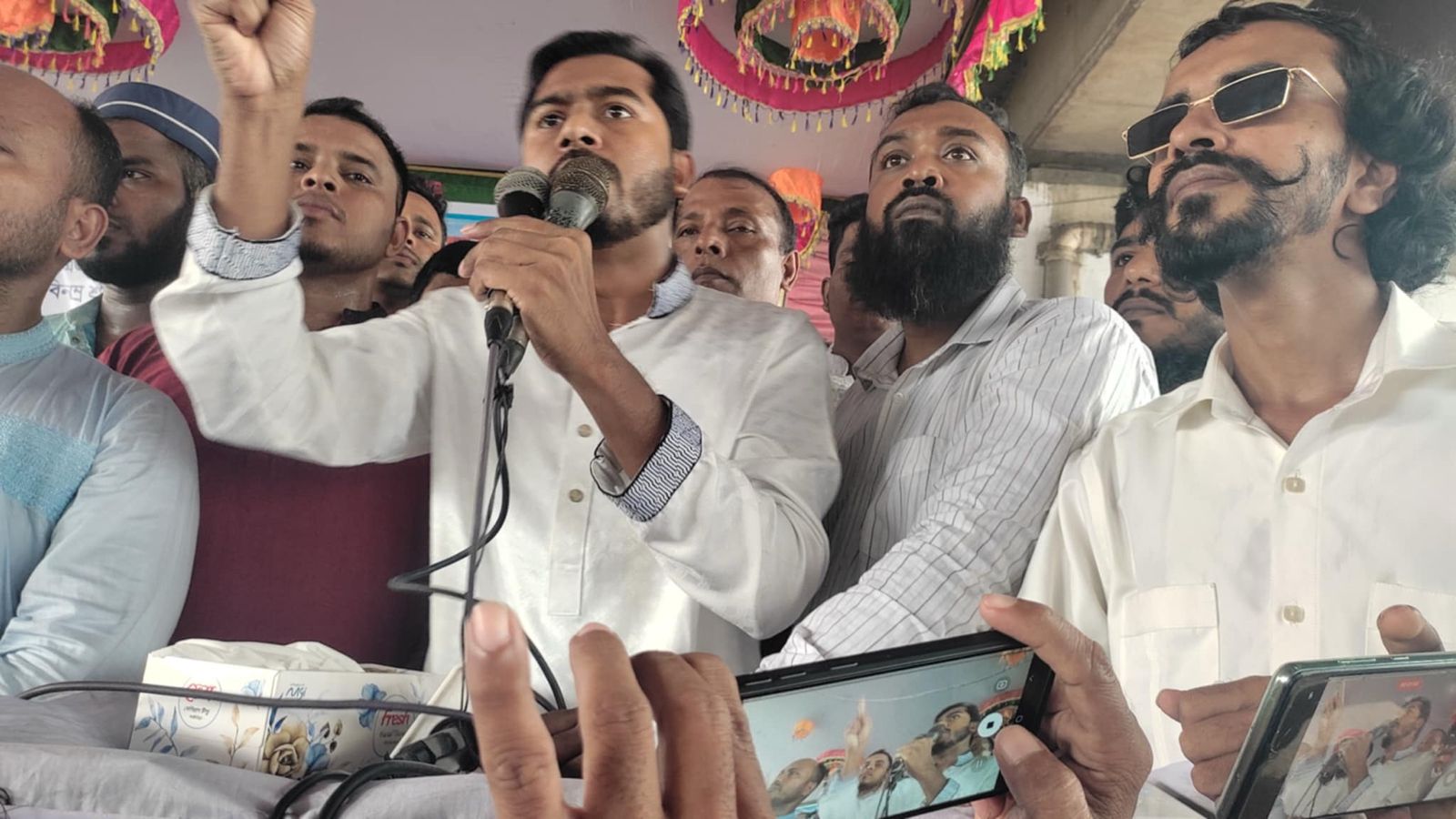 আগে সংস্কার পরে নির্বাচন: শ্রীপুরে জনসভায় ভিপি নূর