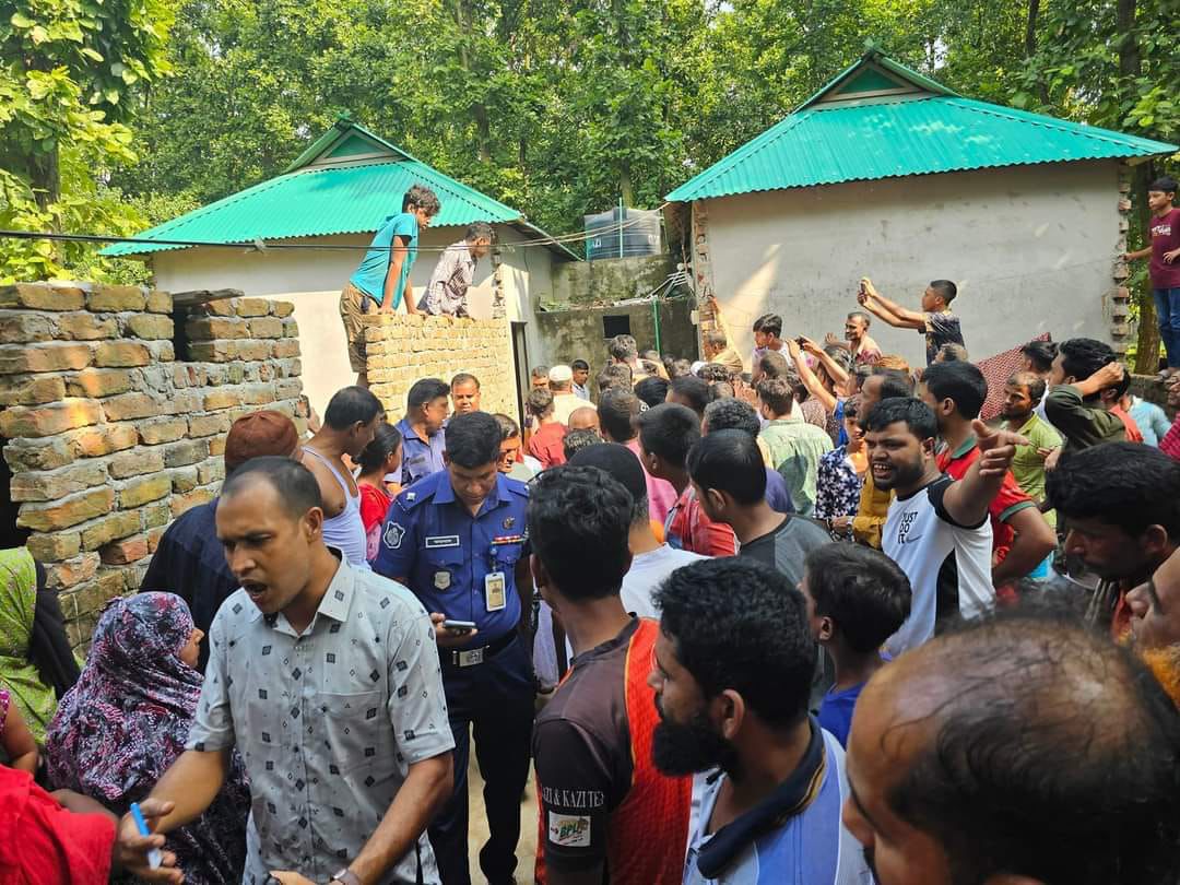 শ্রীপুরে স্ত্রীর পরকীয়ার জেরে প্রেমিক খুন