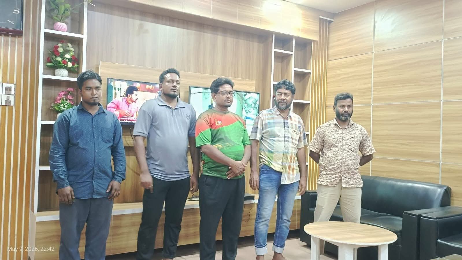 মাদক কারবারিকে ছাড়াতে গিয়ে সারারাত থানায় আটকা ৫ বিএনপি-জামায়াত নেতা