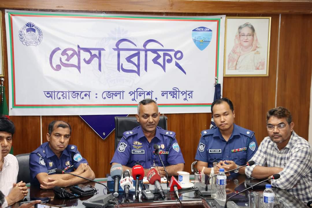 নোমান-রাকিব হত্যাকাণ্ডে পিস্তল-বন্দুক ব্যবহার হয়েছে: এসপি আশরাফ