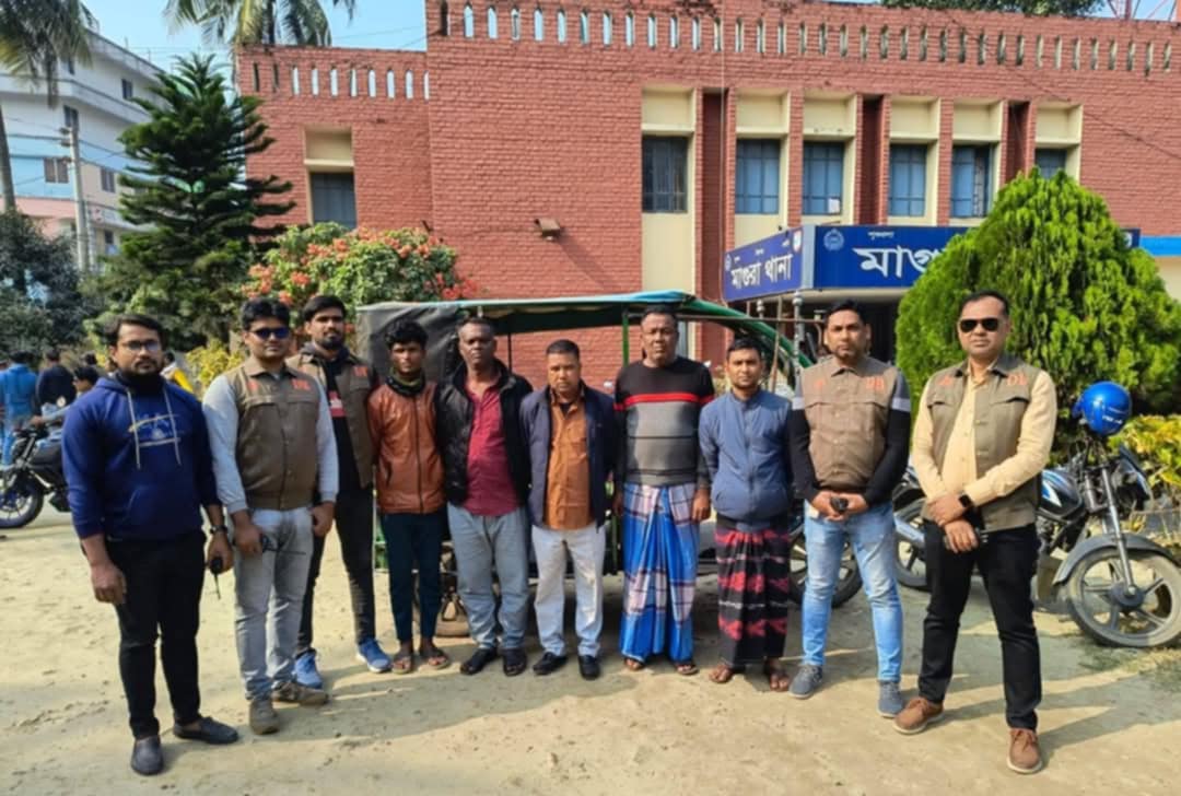 চুয়াডাঙ্গা আন্তঃজেলা ইজিবাইক চোরচক্রের ৫ সদস্য ইজিবাইকসহ গ্রেফতার