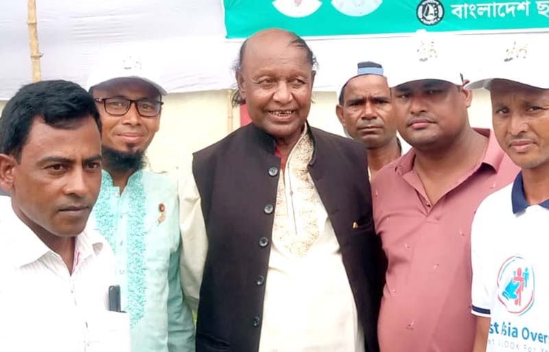 জনপ্রিয়তার শীর্ষে লালমনিরহাট-১ আসনে আ.লীগের মনোনয়নপ্রত্যাশী বীর মুক্তিযোদ্ধা মকবুল