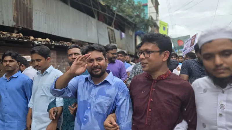 বিএনপি এখন ‘চাঁদাবাজদের দল’ ও ‘মুজিববাদের নতুন পাহারাদার’: নাহিদ ইসলাম