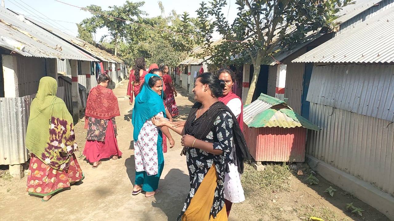 শেরপুরে তৃতীয় লিঙ্গের আবাসন কেন্দ্রের দুরাবস্থা, হামলার পর সহায়তার আশা