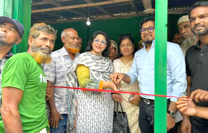 নাটোরের সিংড়ায় ফসল ফারর্মা’স সেন্টারের উদ্বোধন