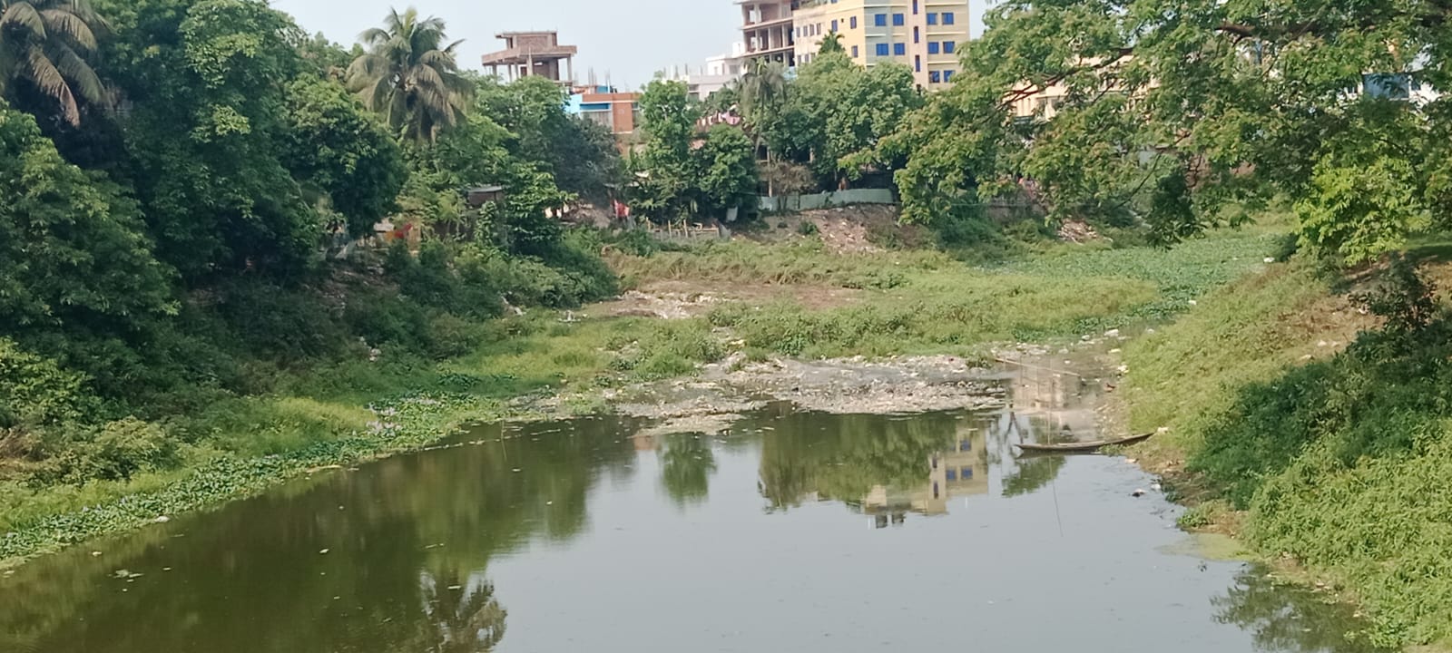 নেত্রকোনায় অস্তিত্ব সংকটে জলধারা, হুমকির মুখে কৃষি, মৎস্য ও পরিবেশ
