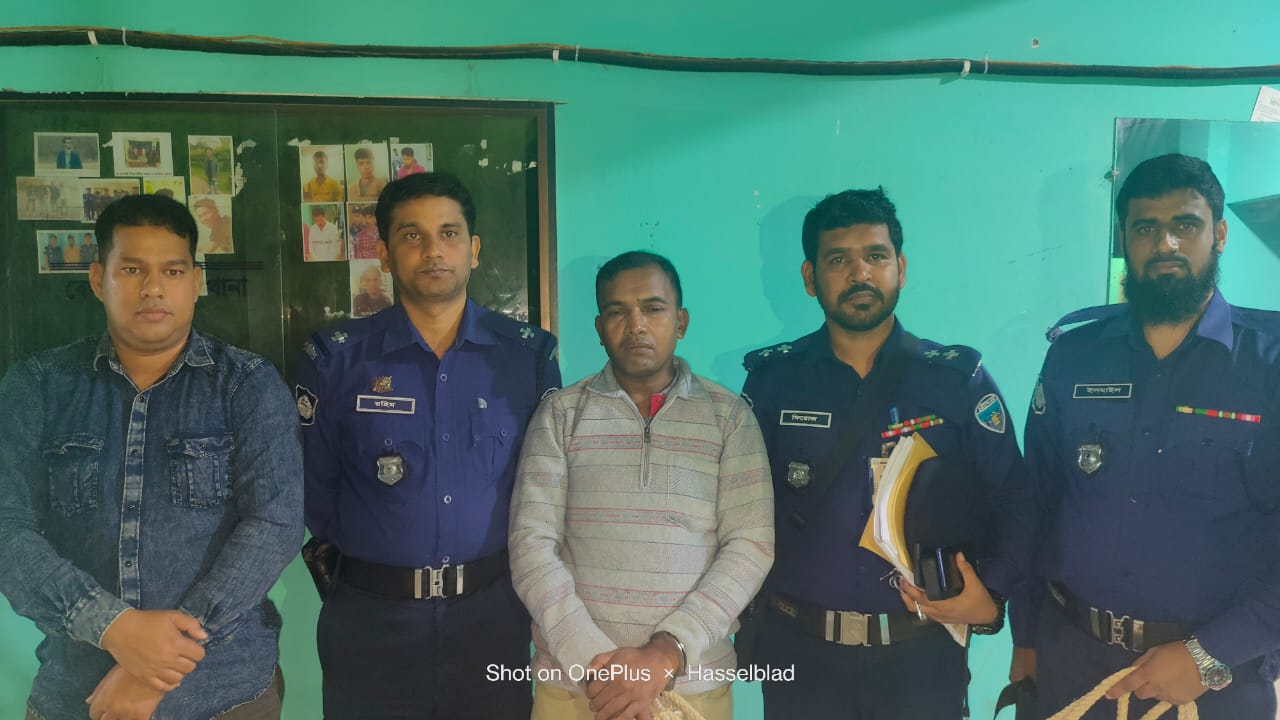 স্ত্রী হত্যায় মৃত্যুদণ্ডপ্রাপ্ত পলাতক স্বামী গ্রেফতার