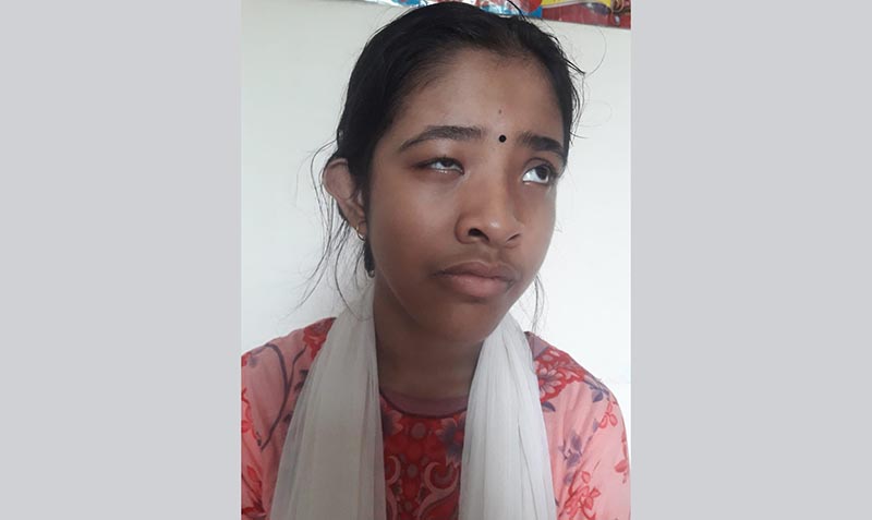 চোখের দৃষ্টি নিয়ে বাঁচতে চায় সাংবাদিক কন্যা অধরা