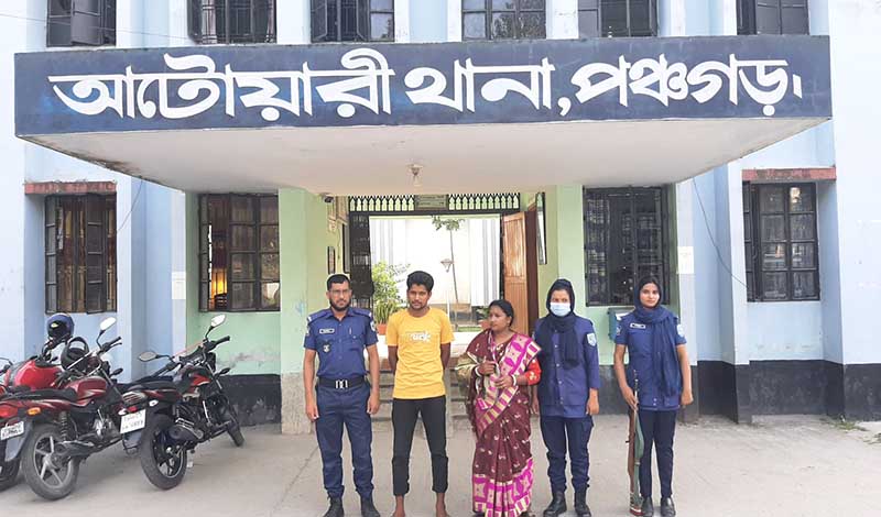 আটোয়ারীতে মাদক মামলায় নারী ইউপি সদস্যসহ গ্রেফতার ২