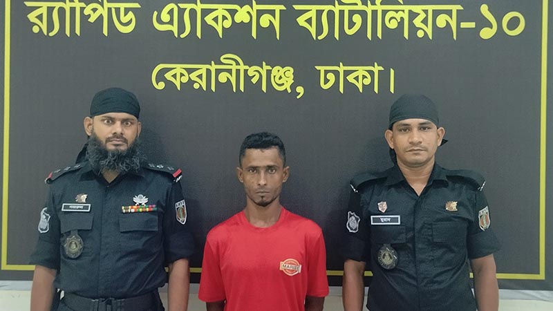 শরীয়তপুরে রাসেল সরদার হত্যাকাণ্ডের প্রধান আসামি মনির ফকির গ্রেপ্তার