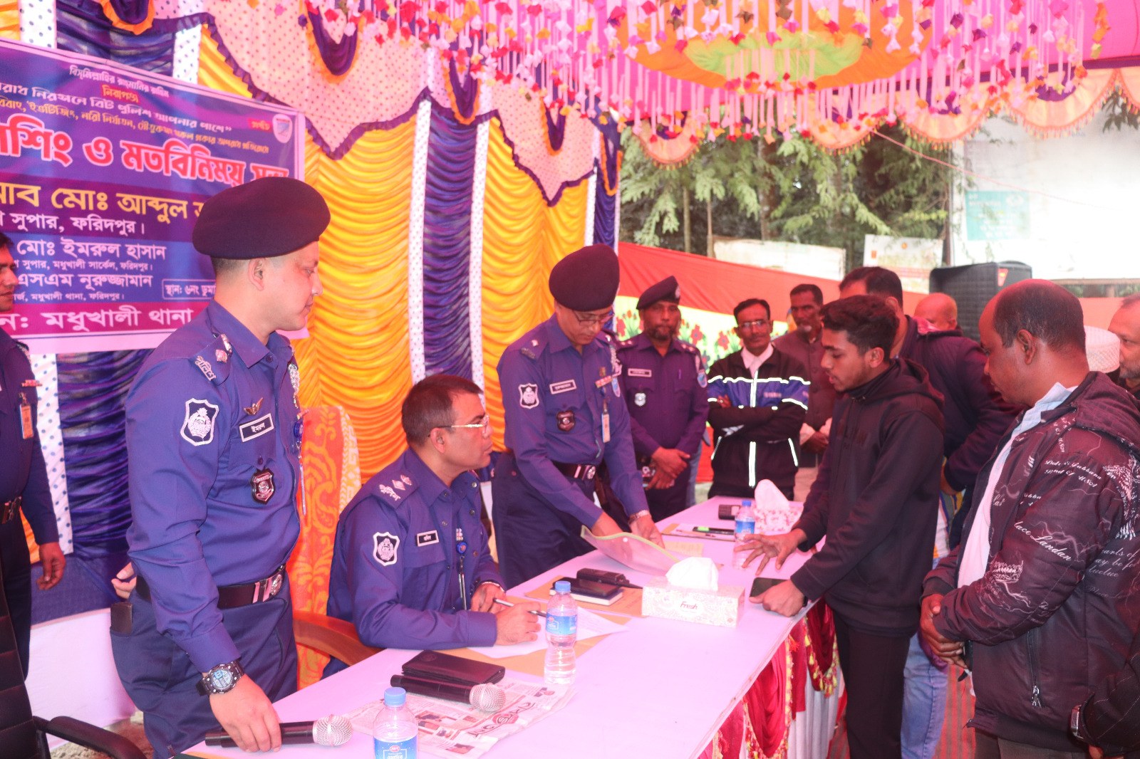 মধুখালির ডুমাইনে বিট পুলিশিং ও মতবিনিময় সভা অনুষ্ঠিত