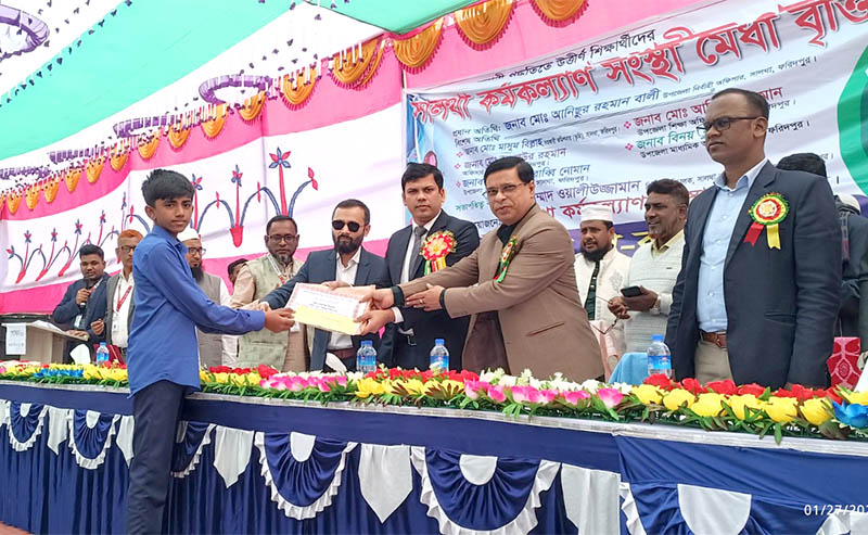 সালথায় স্কয়ার প্রি-ক্যাডেট স্কুলের বার্ষিক ক্রীড়া প্রতিযোগিতা অনুষ্ঠিত