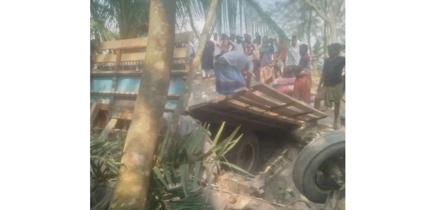 তালতলীতে মাহিন্দ্রা খাদে পড়ে চালকের মর্মান্তিক মৃত্যু