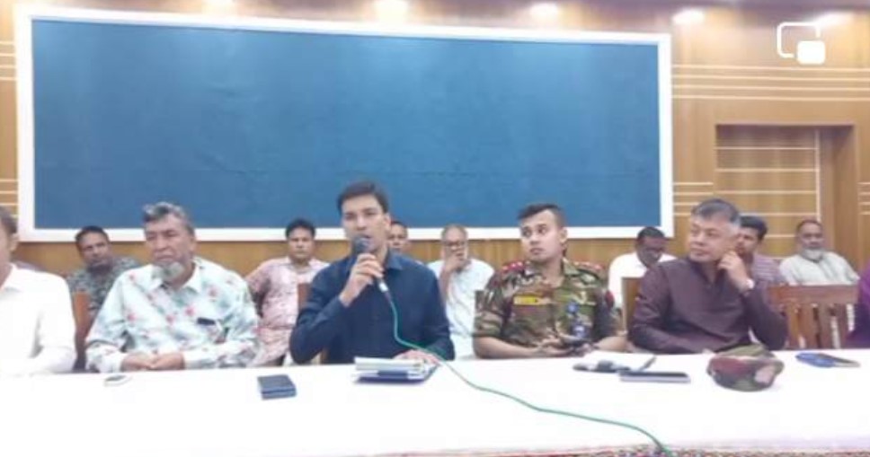 পীরগঞ্জে দুর্গাপূজা উপলক্ষে সনাতন ধর্মাবলম্বীদের সাথে মতবিনিময় সভা ও অনুদান বিতরণ