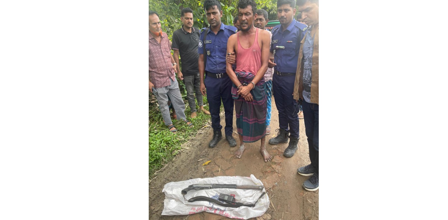 সোনাগাজীতে পুলিশের ওপর হামলা করে অস্ত্র ছিনতাই, অভিযানে এক আসামি গ্রেপ্তার