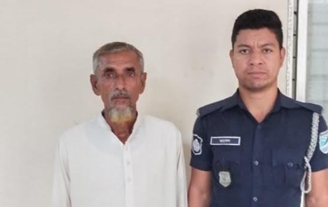 সালথায় কৃষকলীগ নেতা আটক