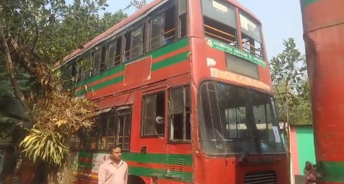 গাজীপুরে বিআরটিসি বাসে পিকনিকে যাওয়ার সময় বিদ্যুৎ স্পর্শে নিহত ৩ শিক্ষার্থী