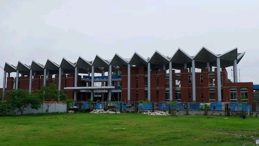 চালুর অপেক্ষায় চিলাহাটি আইকনিক রেলওয়ে স্টেশনের কার্যক্রম