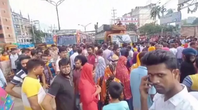 বাংলাদেশ থেকে গার্মেন্টসের অর্ডার সরে যাচ্ছে ভারত-পাকিস্তানসহ বিভিন্ন দেশে