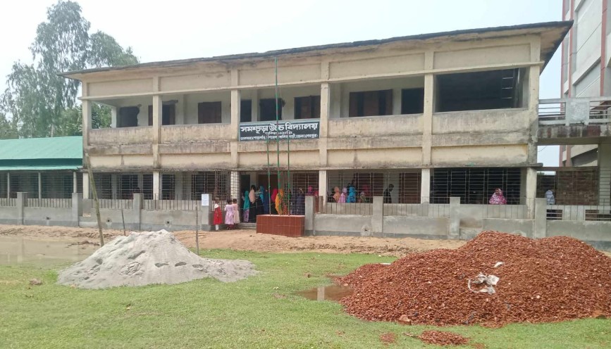 নালিতাবাড়ীতে স্কুলছাত্রী ধর্ষণ চেষ্টা, শিক্ষক কারাগারে