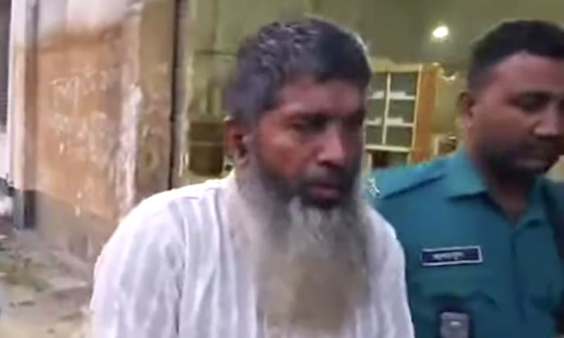 গাজীপুরে কলেজ ছাত্রীকে ধর্ষণের অভিযোগে নিরাপত্তাকর্মী গ্রেপ্তার