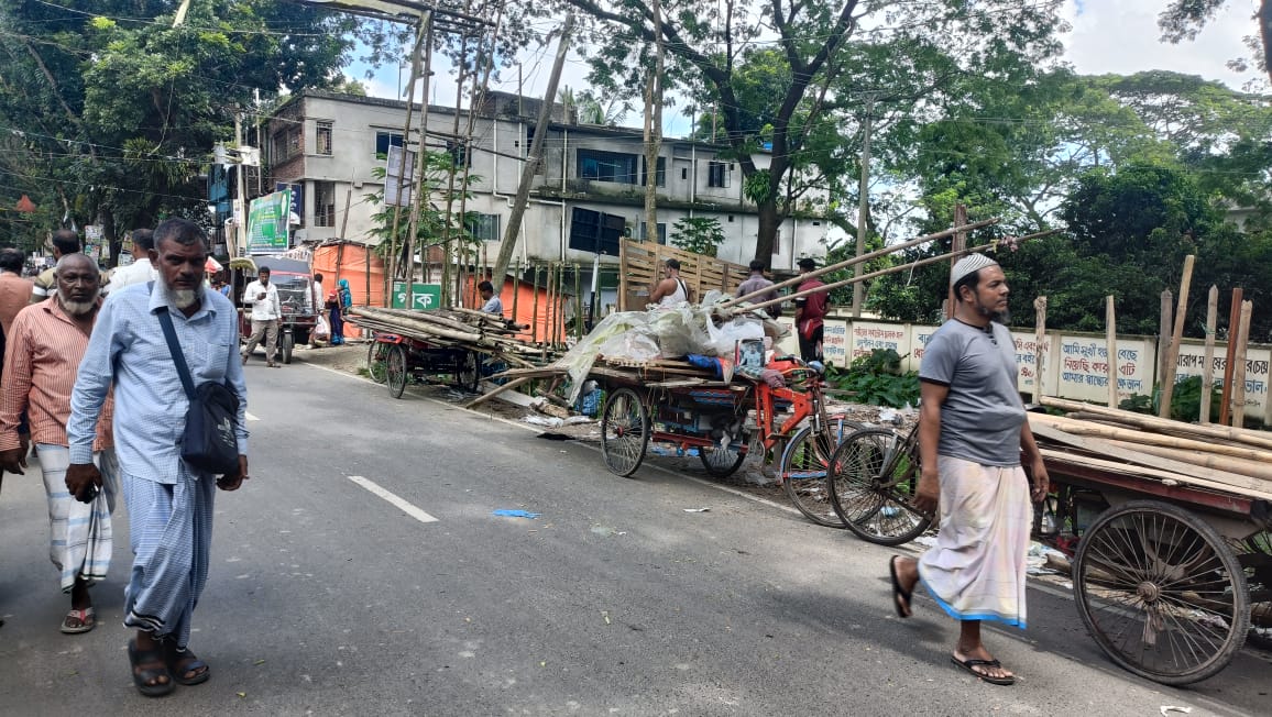 জাজিরায় উপজেলা প্রশাসনের উদ্যোগে অবৈধ স্থাপনা উচ্ছেদ