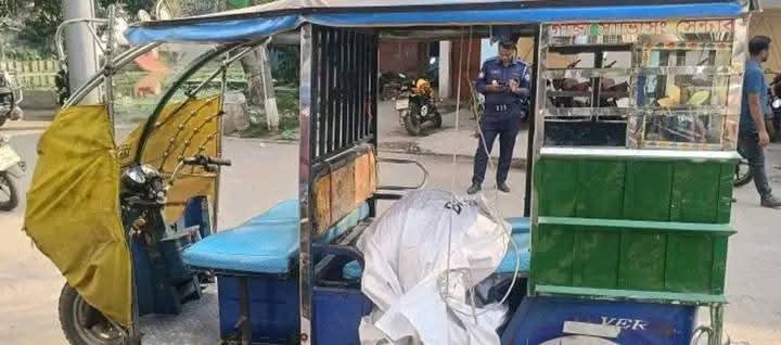 চাঁদপুরে ফ্ল্যাট থেকে স্বামী-স্ত্রীর মরদেহ উদ্ধার