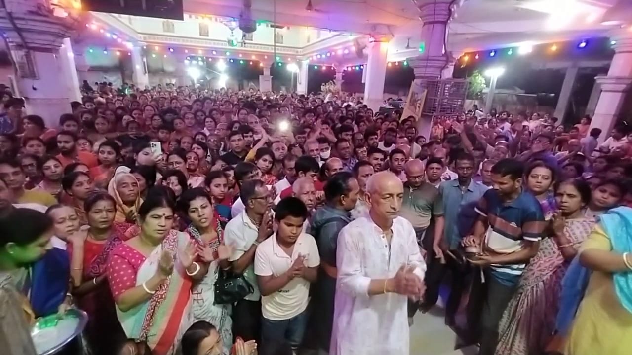 নৃসিংহদেবের চতুদর্শী ও আবির্ভাব উৎসব নেত্রকোনায় নানা আয়োজনে পালিত