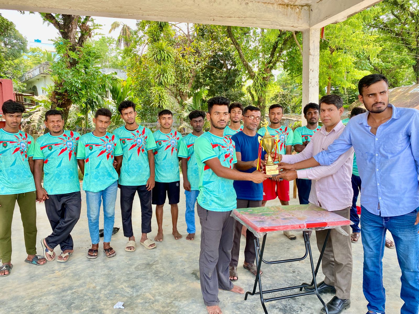 নেত্রকোণায় প্রীতি ফুটবল ম্যাচ: হাসমত আলী স্পোর্টিং ক্লাবের বিশাল জয়