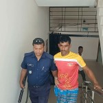 আমতলীতে মেয়েকে ধর্ষণের অভিযোগে বাবা আটক
