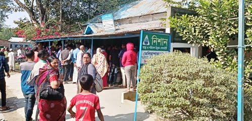 দীর্ঘ আট মাস পর খুলল নিশান অফিস, টাকা ফেরতের আশ্বাস