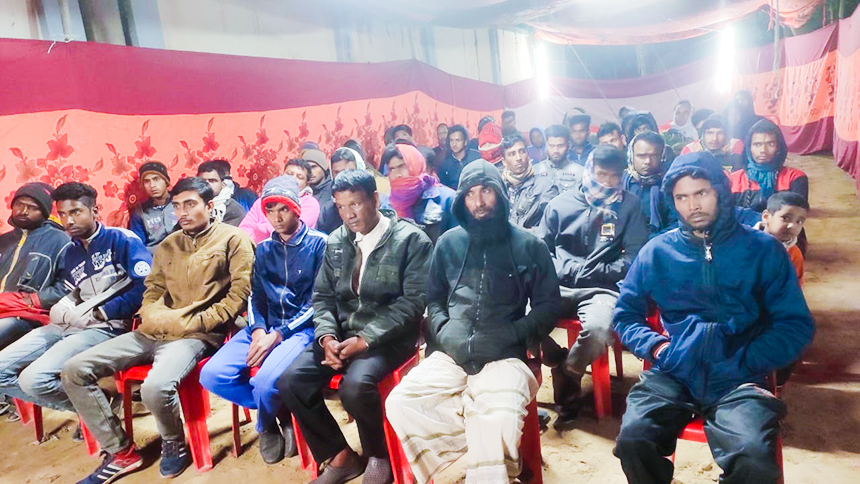 চারঘাটে ধর্ম ব্যবসা ও মাদকের আগ্রাসনের বিরুদ্ধে জনশচেতনামূলক আলোচনা সভা অনুষ্ঠিত হয়েছে