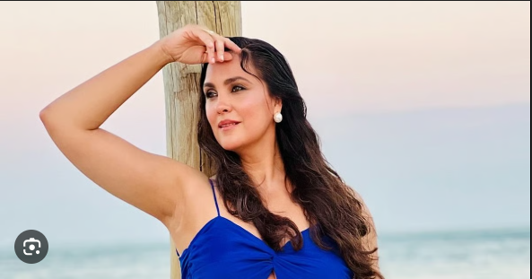 সমুদ্রের ঢেউয়ে তলিয়ে যাচ্ছিলেন লারা, জীবন বাঁচালেন অক্ষয়!