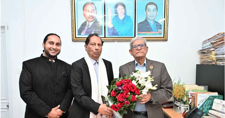 আ.লীগের সাবেক তথ্য প্রতিমন্ত্রী বিএনপিতে যোগ দিলেন