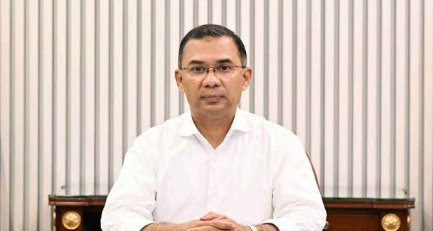 দ্বিতীয় দিনে সচিবালয়ে দায়িত্ব পালন করছেন প্রধানমন্ত্রী তারেক রহমান