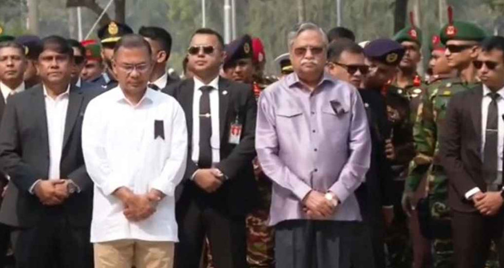 পিলখানার শহীদ সেনাদের প্রতি রাষ্ট্রপতি ও প্রধানমন্ত্রীর শ্রদ্ধা