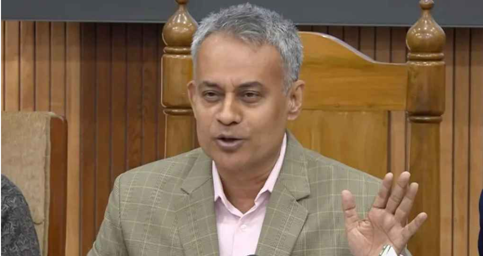 ঈদে ভাড়া বৃদ্ধি হলে কঠোর ব্যবস্থা: সড়কমন্ত্রী