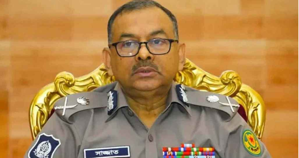 ডিএমপি কমিশনার সাজ্জাতের চুক্তিভিত্তিক নিয়োগ বাতিল